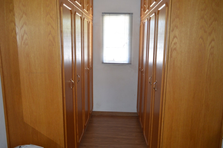 4 Bedroom Property for Sale in Flamwood North West